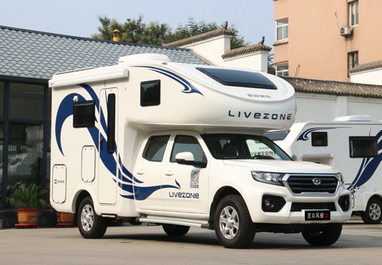 選這輛房車，只為更多山花爛漫